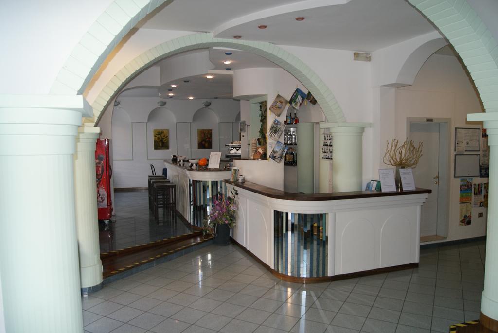 Hotel Villa Elisa Rimini Exterior foto