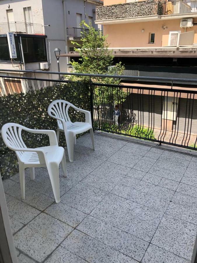 Hotel Villa Elisa Rimini Exterior foto